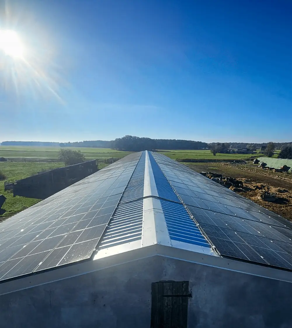 Gräningen Brandenburg 340 kWp Photovoltaik PV Dachanlage Projekte G&P Investment