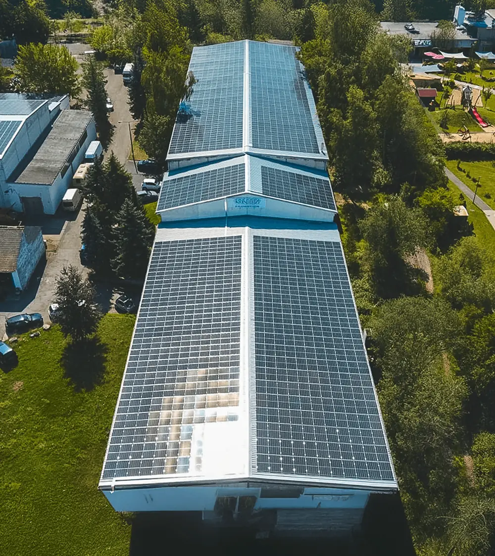 519 kWp auf 2.474 m² Photovoltaik-Projekt Könitz in Thüringen