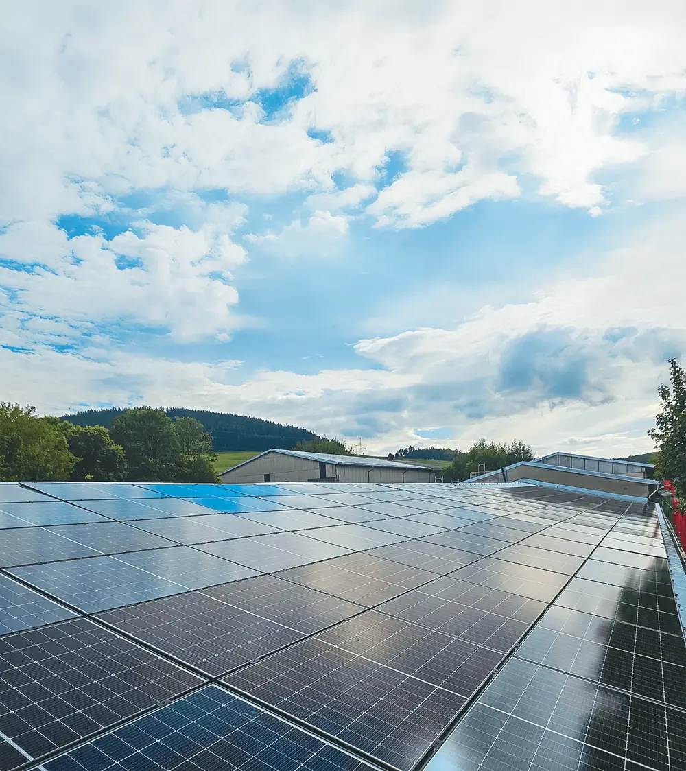 Zschorlau Sachsen 968 kWp Photovoltaik PV Dachanlage Projekte G&P Invest