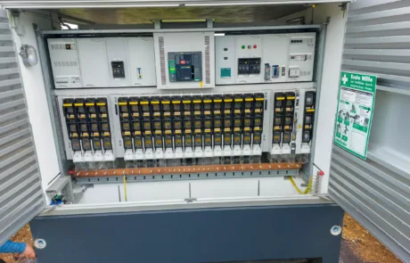 Monitoring-Schrank und Messtechnik der Anlage Üttfeld