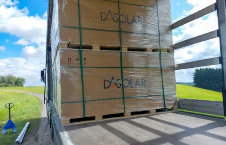 Baustellenschild mit Logos von Grötsch & Partner und Faber